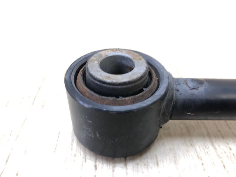 Рычаг задней подвески поперечный задний правый MKZ 13-20 2013 2.0 С20HDTX