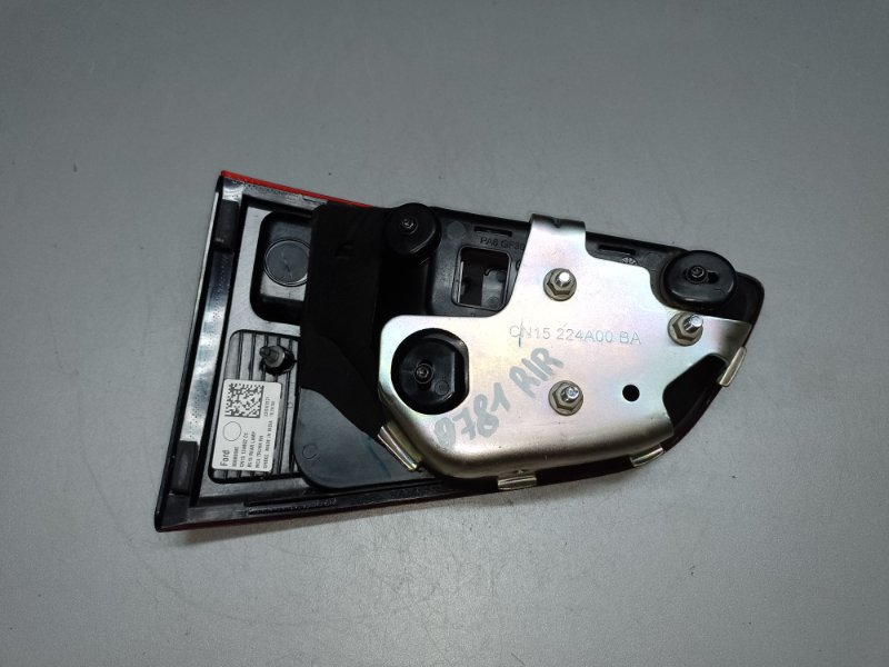 Фонарь внутренний правый ECOSPORT 18-22 2021 1.0 L EcoBoost (Fox) turbo