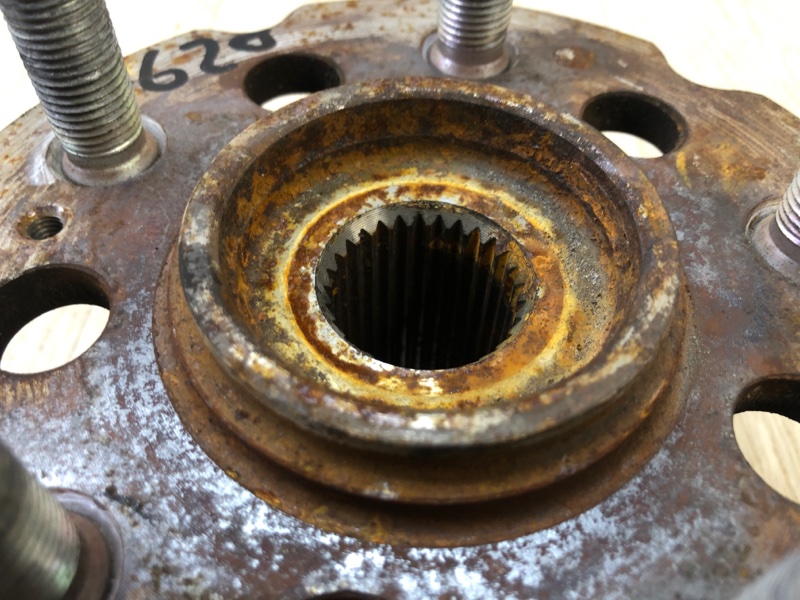 Ступица задняя MDX (YD2) 06-13 2007 YD2 3.7 J37A1