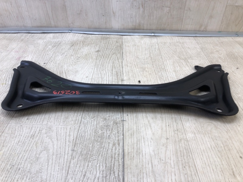 Крепление балки подвески MDX (YD2) 06-13 2007 YD2 3.7 J37A1