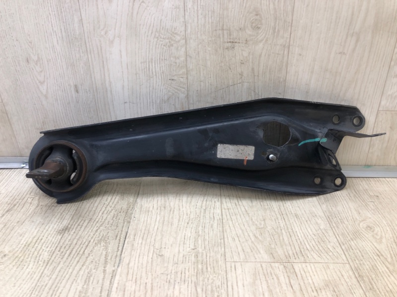 Запчасть рычаг задней подвески продольный левый ACURA MDX (YD2) 06-13 2007 YD2 3.7 J37A1 52372-STX-A02 Б/У Рычаг задней подвески продольный левый ACURA MDX (YD2) 06-13 2007 YD2 3.7 J37A1 52372-STX-A02 Б/У