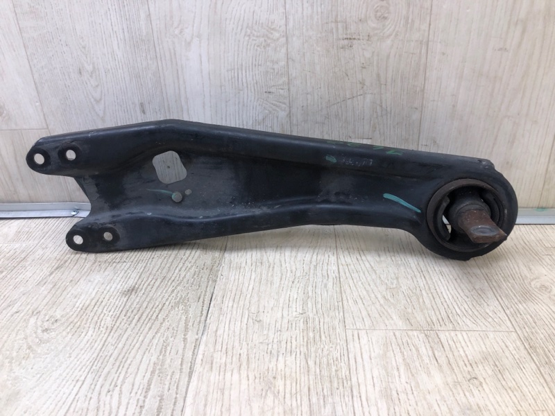 Рычаг задней подвески продольный левый MDX (YD2) 06-13 2007 YD2 3.7 J37A1 Рычаг задней подвески продольный левый MDX (YD2) 06-13 2007 YD2 3.7 J37A1