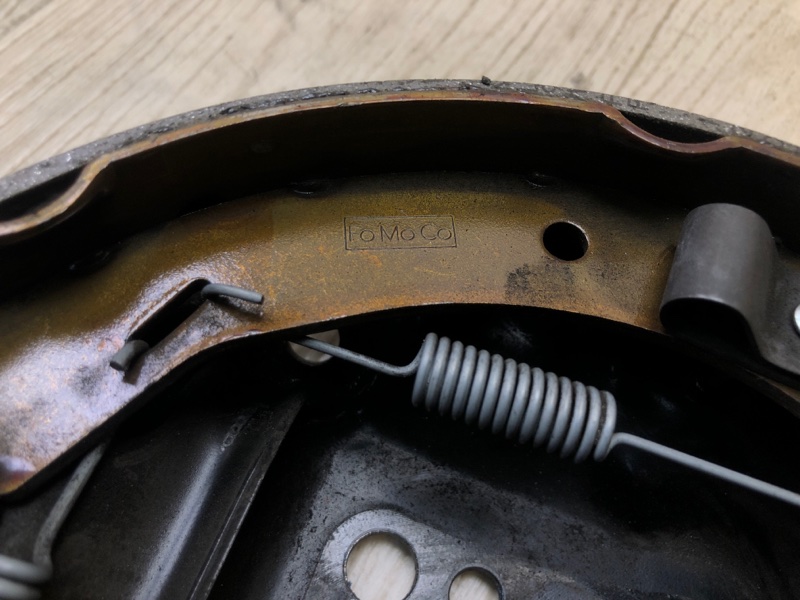 Тормозной механизм задний левый FIESTA 08-17 2017 1.6 C16HDEZ