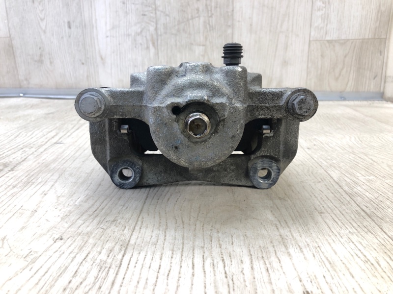 Суппорт тормозной передний правый FORD FIESTA 08-17 1.6 C16HDEZ