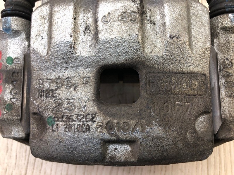 Суппорт тормозной передний правый FIESTA 08-17 2017 1.6 C16HDEZ