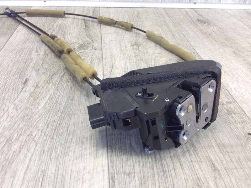 Замок двери задний правый NISSAN ALTIMA L33 12-18
