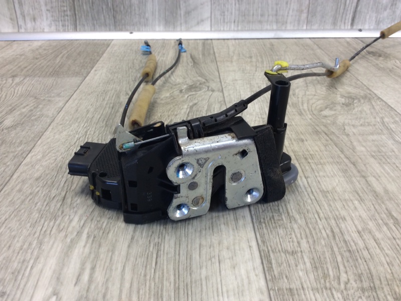 Замок двери передний левый ALTIMA L33 12-18