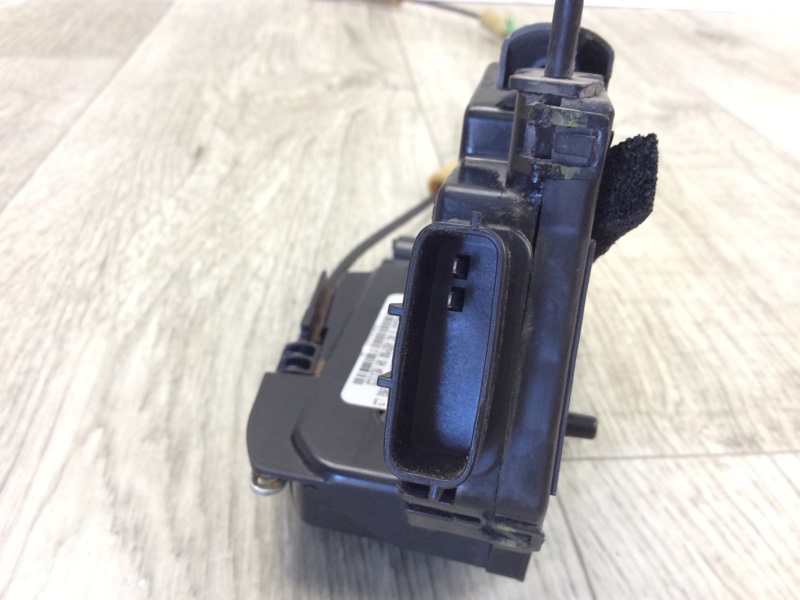 Замок двери задний правый NISSAN ALTIMA L33 12-18