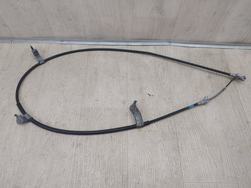 Запчасть трос стояночного тормоза левый TOYOTA CAMRY 70 17- 2020 GSV70 2.5 A25AFKS 4643006190 Б/У Трос стояночного тормоза левый TOYOTA CAMRY 70 17- 2020 GSV70 2.5 A25AFKS 4643006190 Б/У