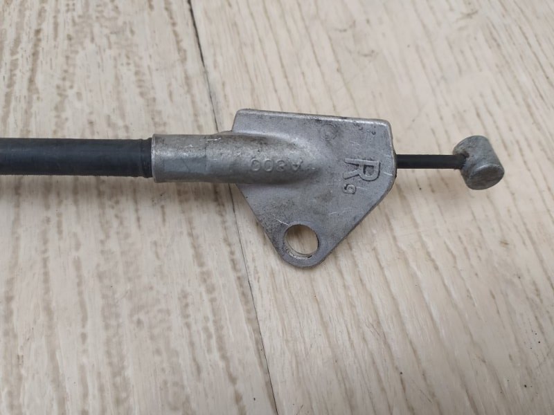 Трос стояночного тормоза левый TOYOTA CAMRY 70 17- GSV70 2.5 A25AFKS Трос стояночного тормоза левый TOYOTA CAMRY 70 17- GSV70 2.5 A25AFKS