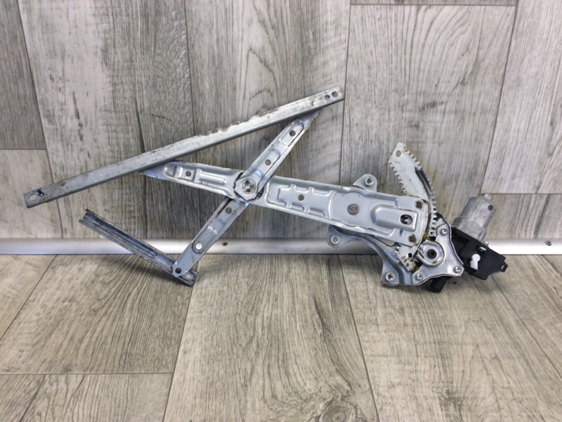 Стеклоподъемник задний правый ALTIMA L33 12-18