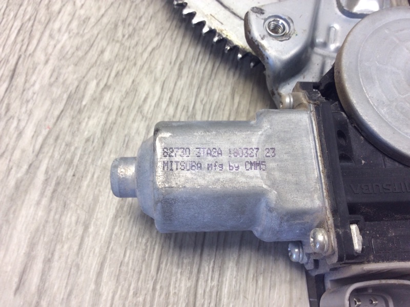 Стеклоподъемник задний правый ALTIMA L33 12-18