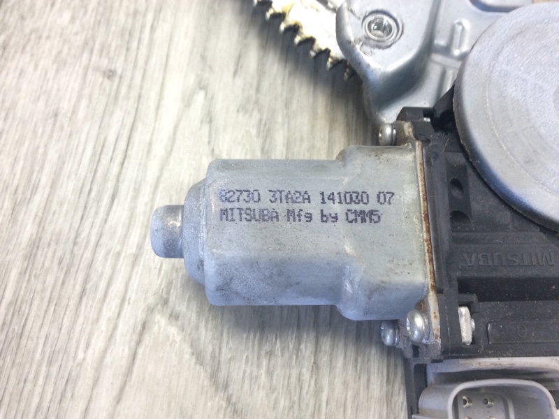 Стеклоподъемник задний правый ALTIMA L33 12-18