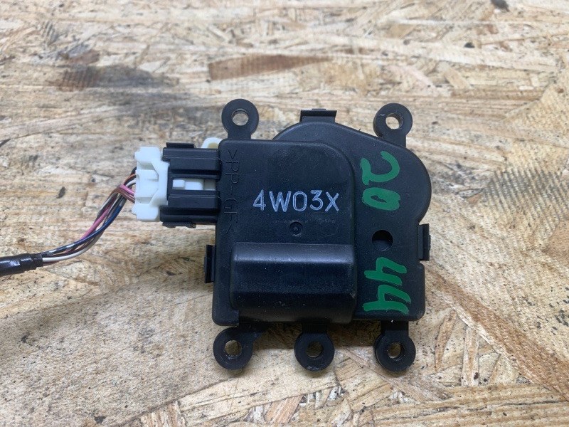 Моторчик заслонки печки MAZDA 6 GJ 12- 2014 2.5 PY-VPS KD45-61-B60 Б/У