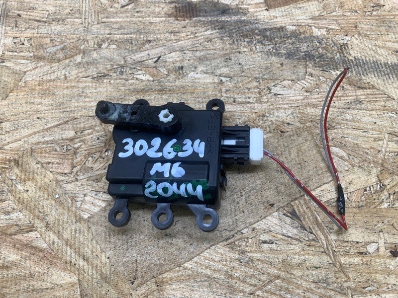 Моторчик заслонки печки MAZDA 6 GJ 12- 2014 2.5 PY-VPS KD45-61-B60 Б/У