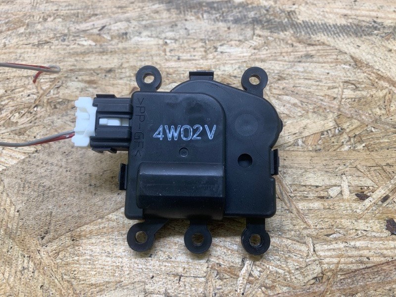 Моторчик заслонки печки 6 GJ 12- 2014 2.5 PY-VPS