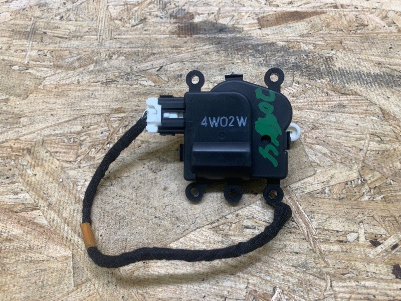 Моторчик заслонки печки 6 GJ 12- 2014 2.5 PY-VPS