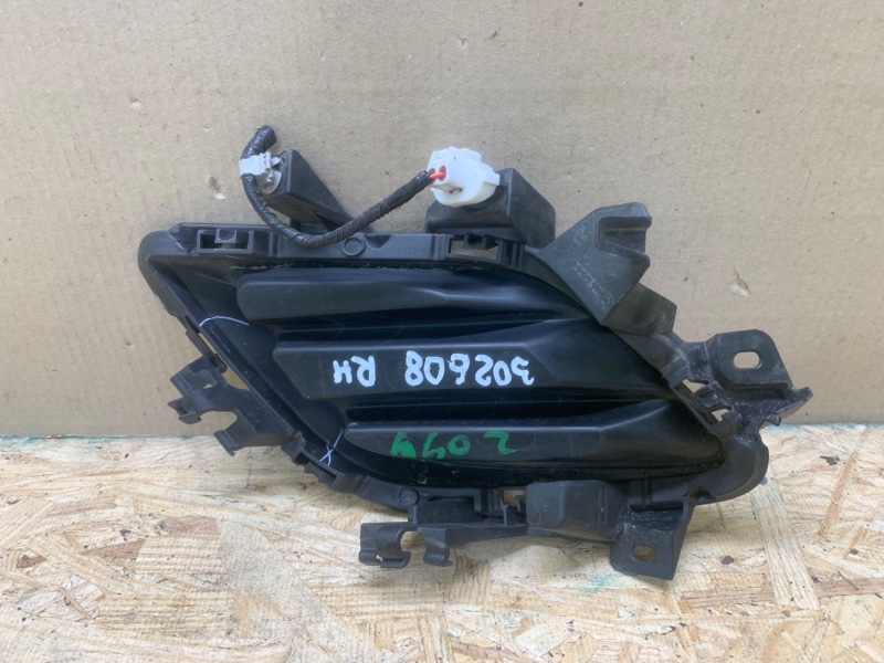 Заглушка ПТФ правая 6 GJ 12- 2014 2.5 PY-VPS