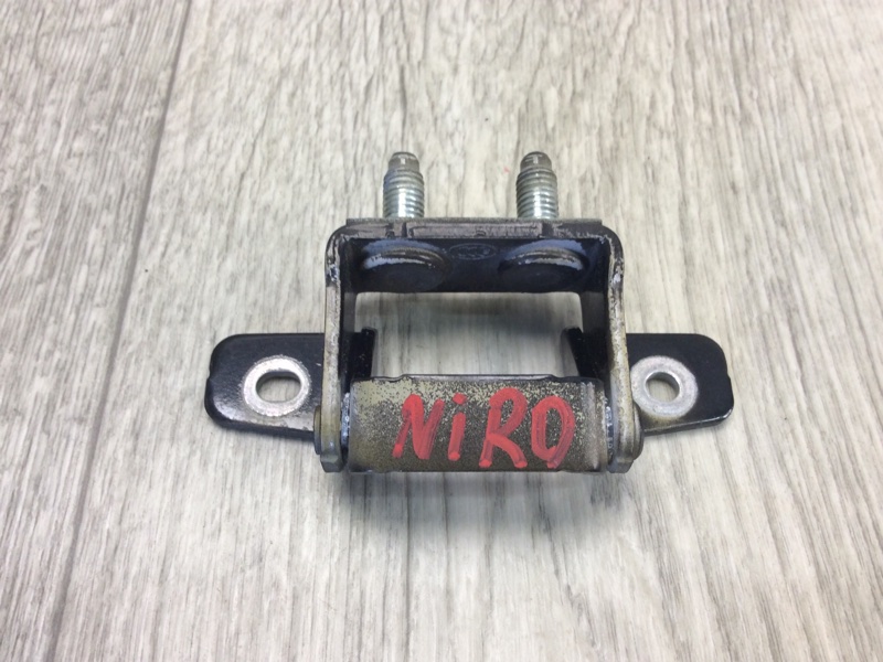 Петля крышки багажника KIA NIRO 16- 2017 1.6 G4LE 797702L200 Б/У