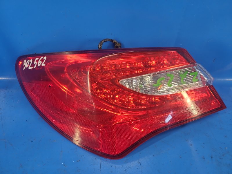 Фонарь наружный левый CHRYSLER 200 10-14 2012 2.4 ED3 5182525AD Б/У