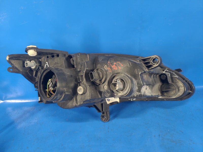 Фара левая 200 10-14 2012 2.4 ED3 Фара левая 200 10-14 2012 2.4 ED3