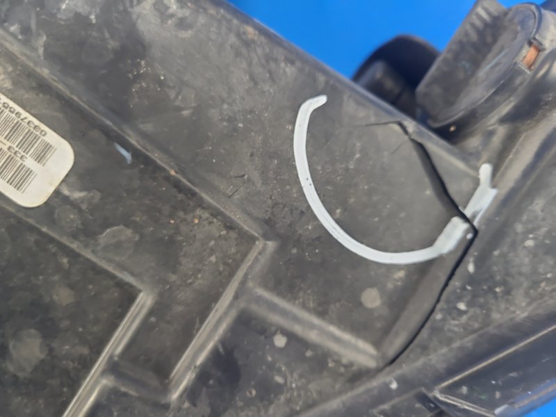 Фара левая 200 10-14 2012 2.4 ED3 Фара левая 200 10-14 2012 2.4 ED3