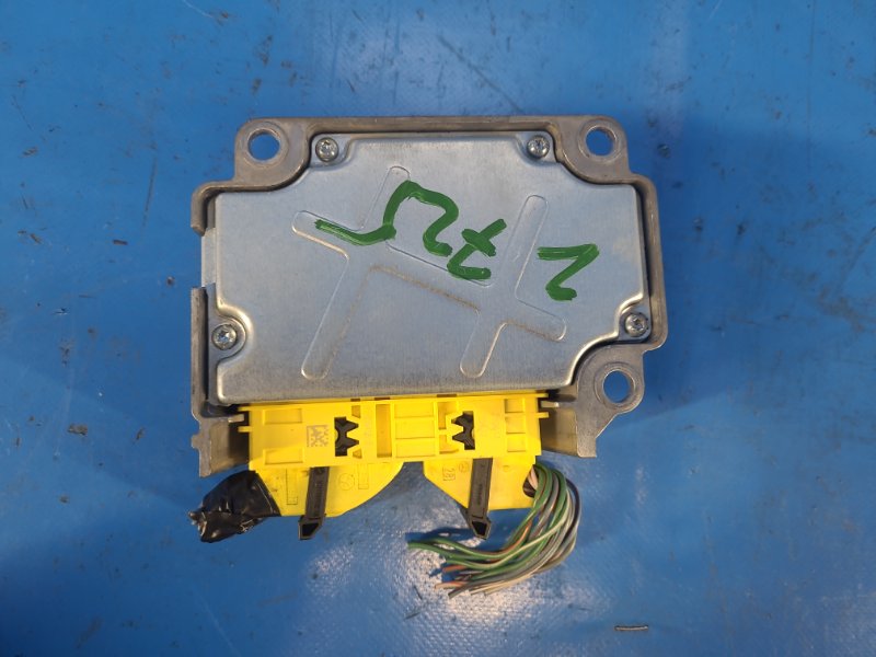 Блок управления AIRBAG 200 10-14 2012 2.4 ED3 Блок управления AIRBAG 200 10-14 2012 2.4 ED3
