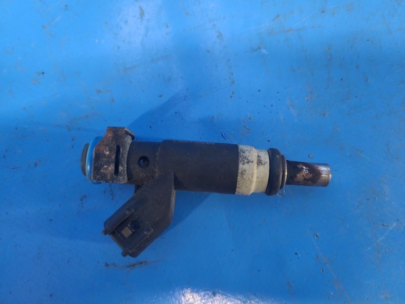 Форсунка топливная 200 10-14 2012 2.4 ED3