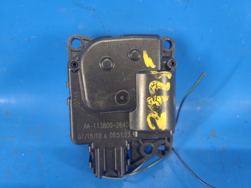 Моторчик заслонки печки 200 10-14 2012 2.4 ED3 Моторчик заслонки печки 200 10-14 2012 2.4 ED3