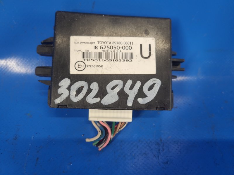 Блок иммобилайзера TOYOTA CAMRY 40 06-11 2010 2.5 2ARFE 89780-06011 Б/У