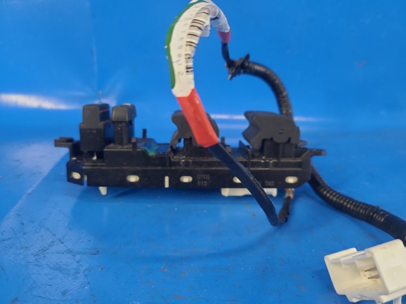 Блок управления стеклоподъемниками передний левый TOYOTA CAMRY 40 06-11 2.5 2ARFE