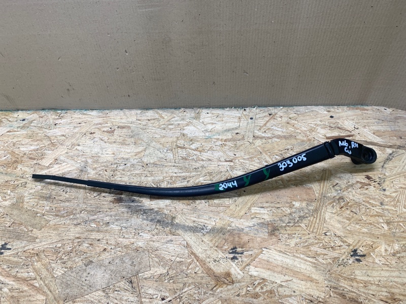 Поводок стеклоочистителя передний правый MAZDA 6 GJ 12- 2014 2.5 PY-VPS GHR1-67-321 Б/У