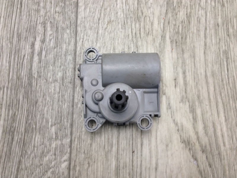 Моторчик заслонки печки KIA NIRO 16- 2017 1.6 G4LE 97163E4000 Б/У