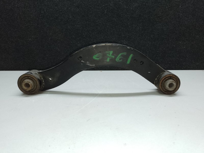 Рычаг задней подвески поперечный верхний левый KIZASHI 09-14 2011 J24B