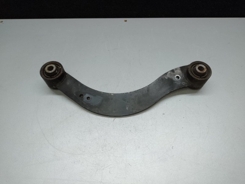 Запчасть рычаг задней подвески поперечный верхний правый SUZUKI KIZASHI 09-14 2011 J24B 46201-57L00 Б/У Рычаг задней подвески поперечный верхний правый SUZUKI KIZASHI 09-14 2011 J24B 46201-57L00 Б/У