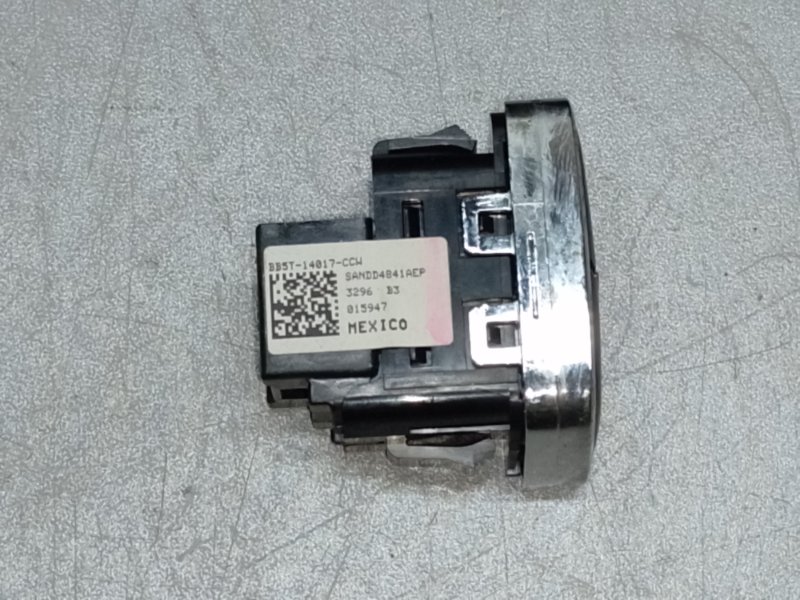 Кнопка центрального замка передняя правая FORD EDGE 15- C35PDED 3.5L