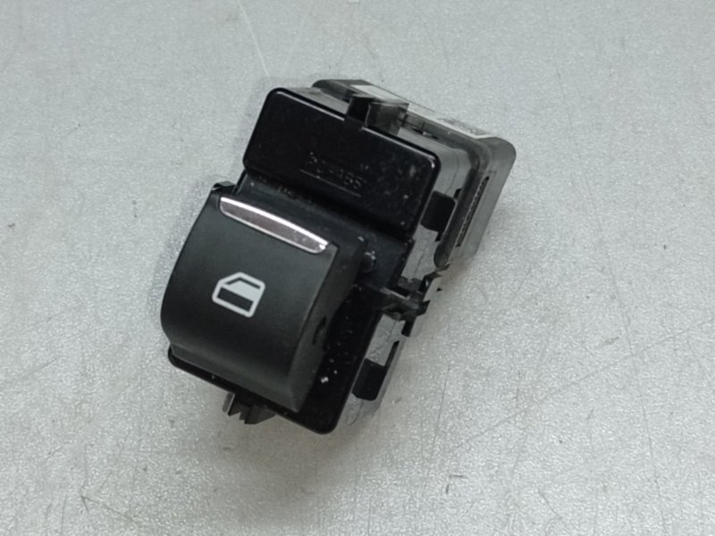 Запчасть кнопка стеклоподъемника FORD ECOSPORT 18-22 2021 1.0 L EcoBoost (Fox) turbo GN1Z-1452-9G Б/У Кнопка стеклоподъемника FORD ECOSPORT 18-22 2021 1.0 L EcoBoost (Fox) turbo GN1Z-1452-9G Б/У