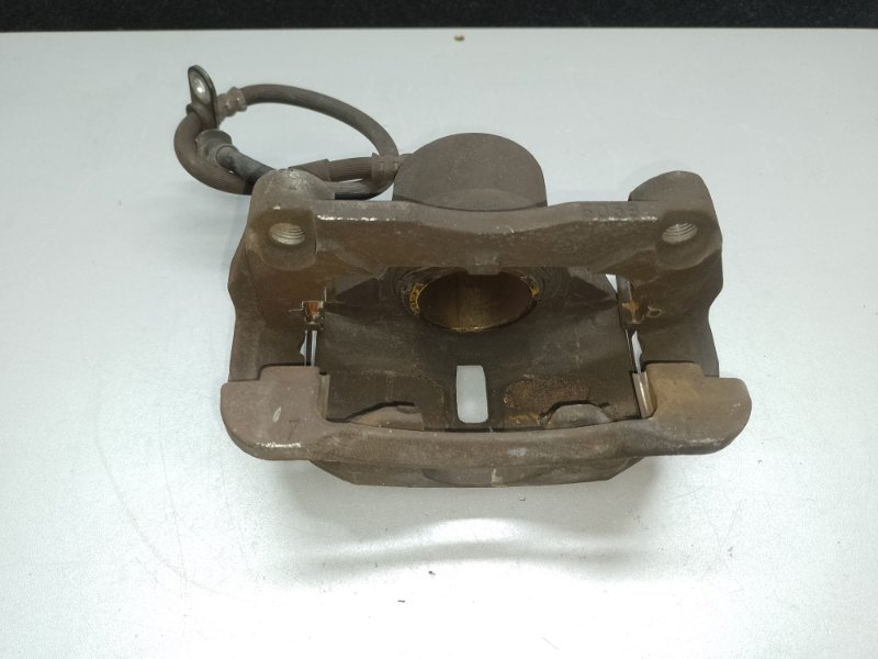 Суппорт тормозной передний левый KIZASHI 09-14 2011 J24B Суппорт тормозной передний левый KIZASHI 09-14 2011 J24B