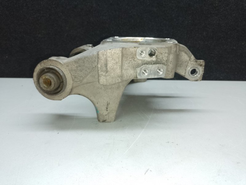 Цапфа задняя левая SUZUKI KIZASHI 09-14 J24B