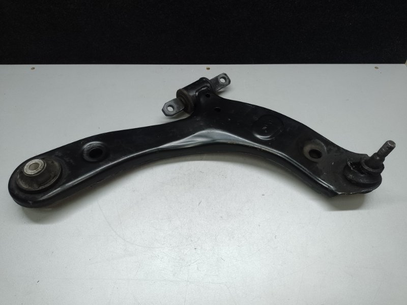 Рычаг передней подвески нижний правый SUZUKI KIZASHI 09-14 2011 J24B 45201-57L01 Б/У