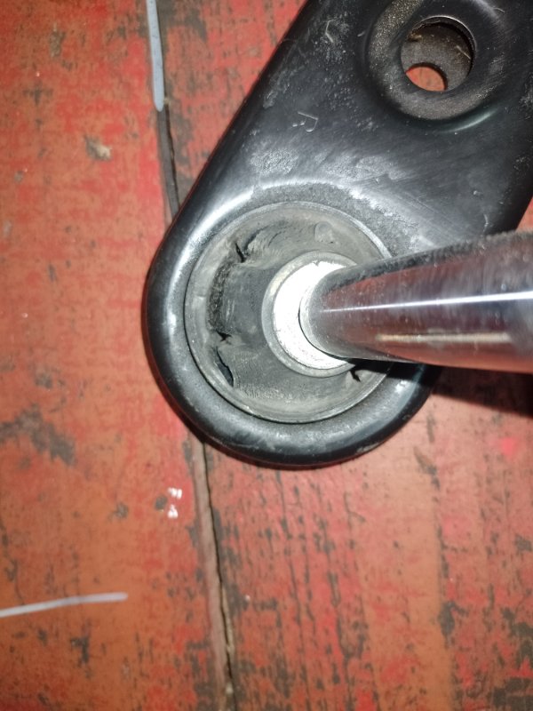 Рычаг передней подвески нижний правый KIZASHI 09-14 2011 J24B