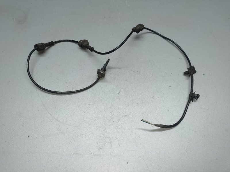 Запчасть датчик abs передний правый SUZUKI KIZASHI 09-14 2011 J24B 56210-57L01 Б/У Датчик ABS передний правый SUZUKI KIZASHI 09-14 2011 J24B 56210-57L01 Б/У