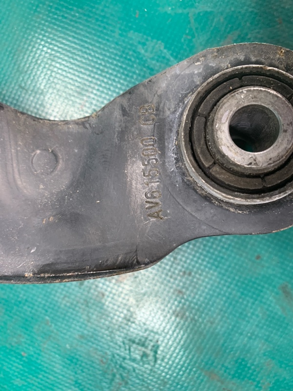 Рычаг задней подвески поперечный верхний задний FOCUS 10-18 2017 2.0 Рычаг задней подвески поперечный верхний задний FOCUS 10-18 2017 2.0