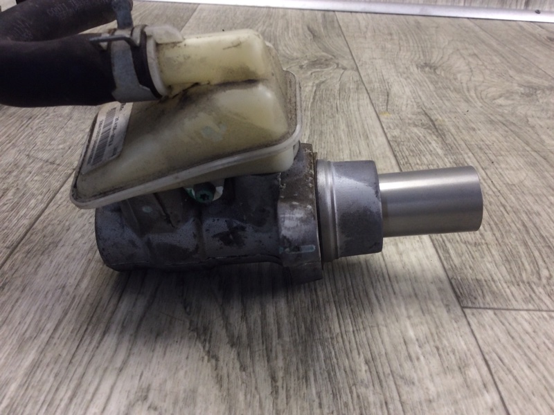 Главный тормозной цилиндр PATHFINDER R52 12-21 2015 R52 3.5 VQ35DE