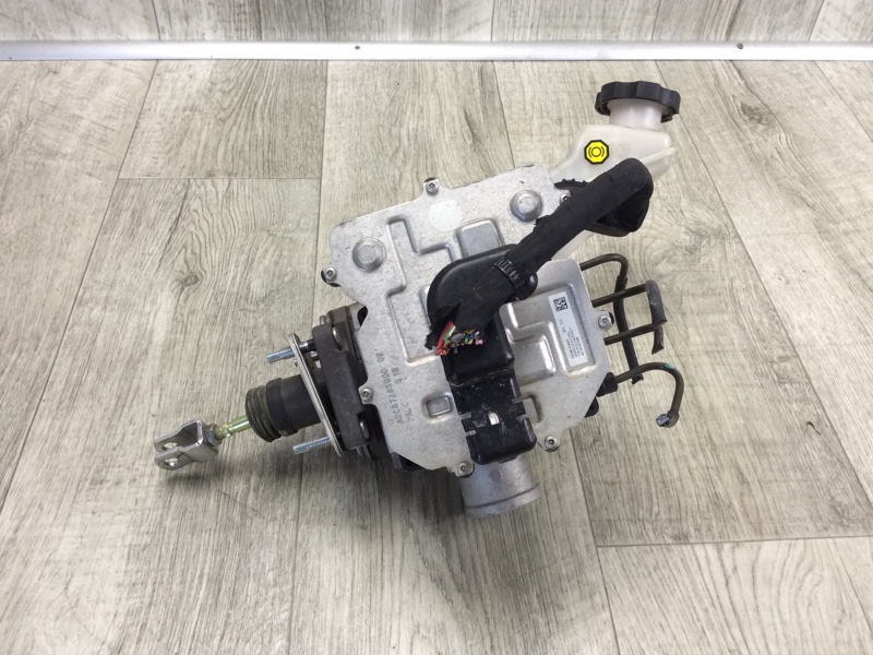 Главный тормозной цилиндр SONATA LF 2014- 2016 LF 2.0 G4NG Главный тормозной цилиндр SONATA LF 2014- 2016 LF 2.0 G4NG