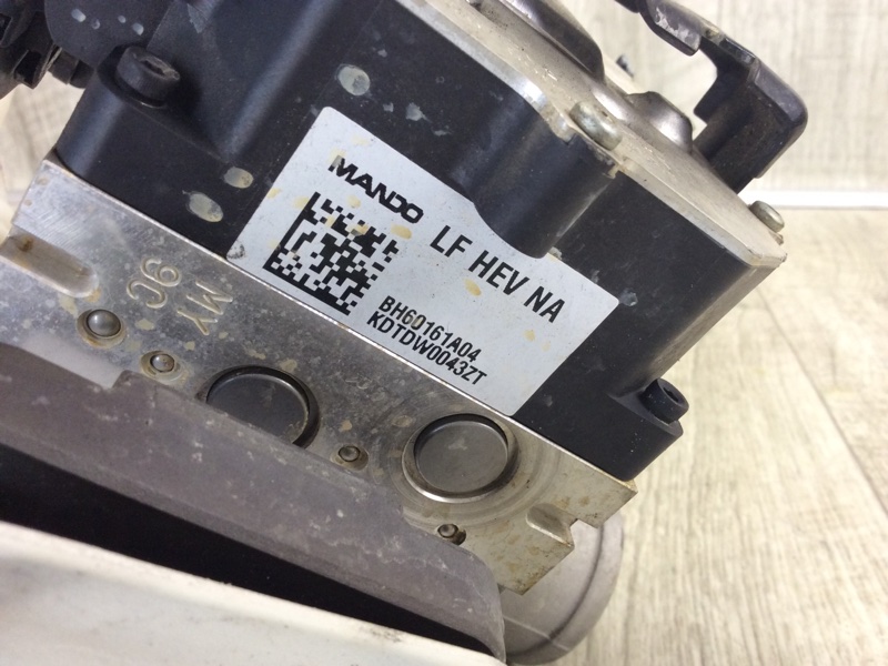 Главный тормозной цилиндр SONATA LF 2014- 2016 LF 2.0 G4NG Главный тормозной цилиндр SONATA LF 2014- 2016 LF 2.0 G4NG