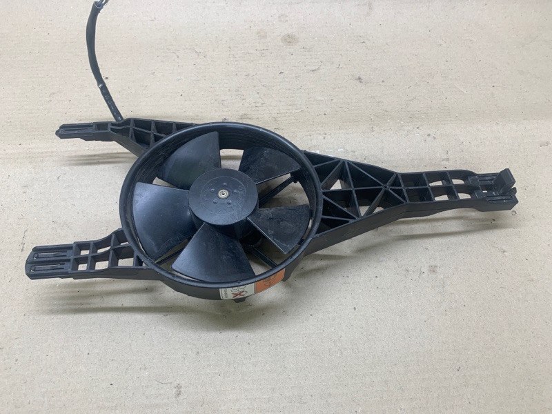 Диффузор вентилятора основного радиатора ECOSPORT 18-22 2021 1.0 L EcoBoost (Fox) turbo Диффузор вентилятора основного радиатора ECOSPORT 18-22 2021 1.0 L EcoBoost (Fox) turbo