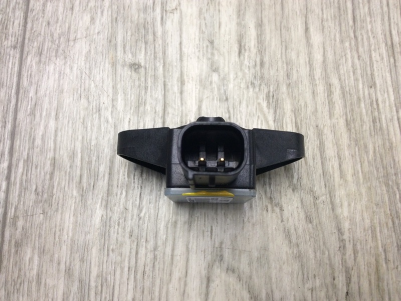 Датчик удара передний правый HYUNDAI SONATA LF 2014- LF 2.0 G4NG