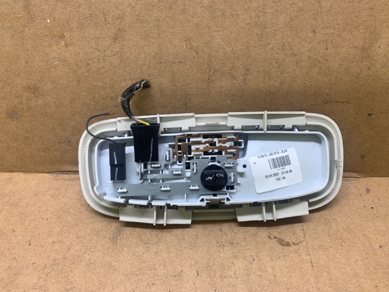 Плафон салона FORD ECOSPORT 18-22 1.0 L EcoBoost (Fox) turbo