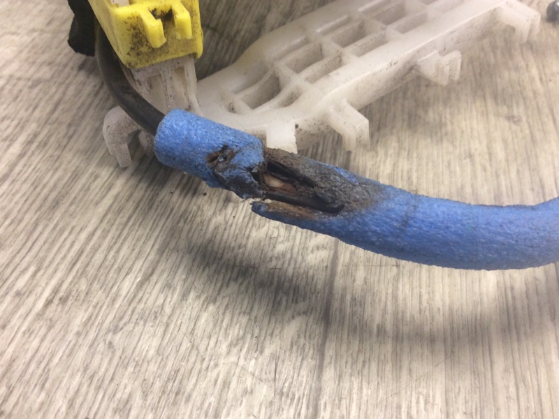 Замок двери передний правый HYUNDAI SONATA LF 2014- LF 2.0 G4NG